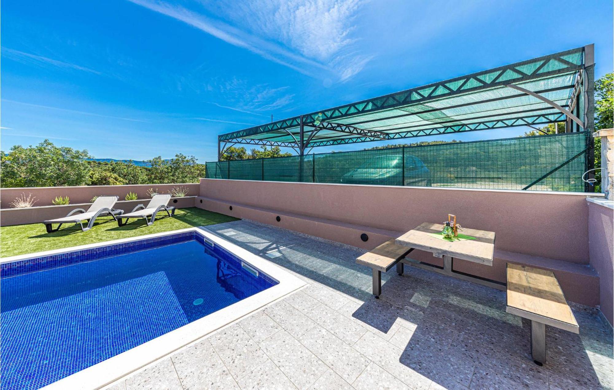 Amazing Apartment In Saldun With Wifi Trogir Exterior foto